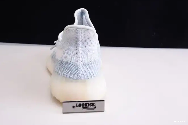 V2 Cloud FW3043 Adidas Yeezy Boost White 350 0524